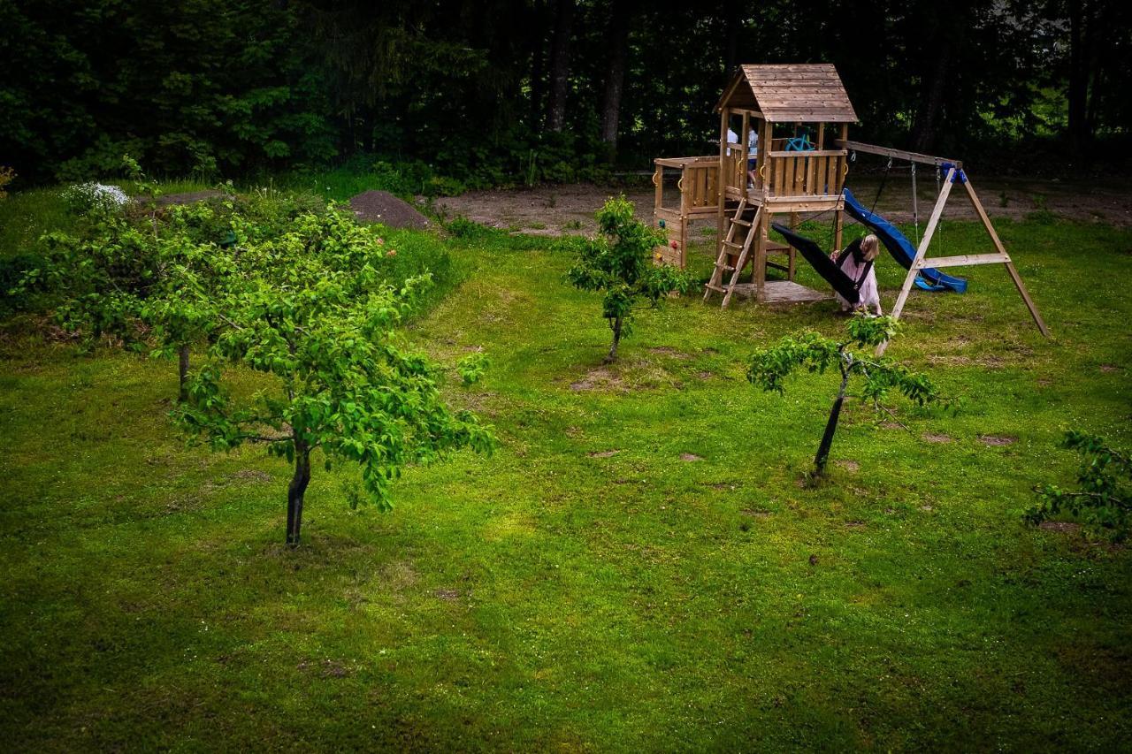 Pinska Guesthouse Cozy Apartment Viljandi  Buitenkant foto